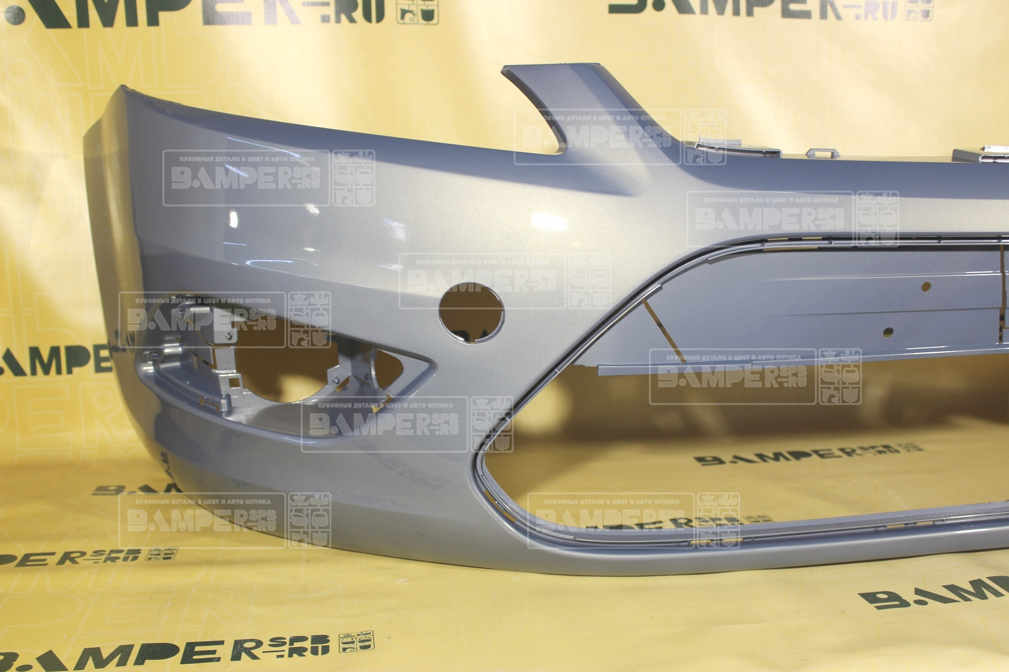 Бампер передний Ford Focus 2 2008-2010 8CKE Avalon Серый, Голубой