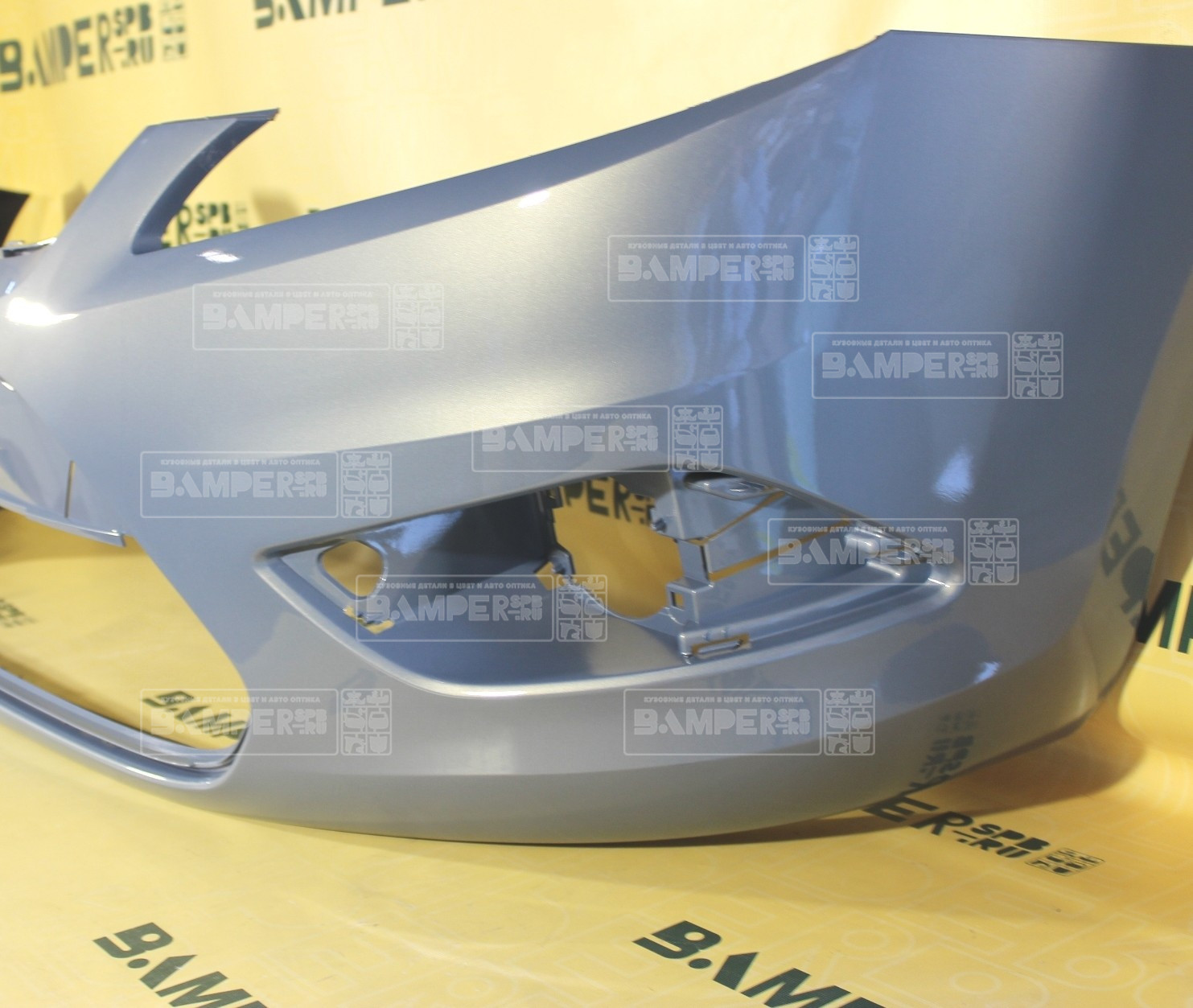 Бампер передний Ford Focus 2 2008-2010 8CKE Avalon Серый, Голубой