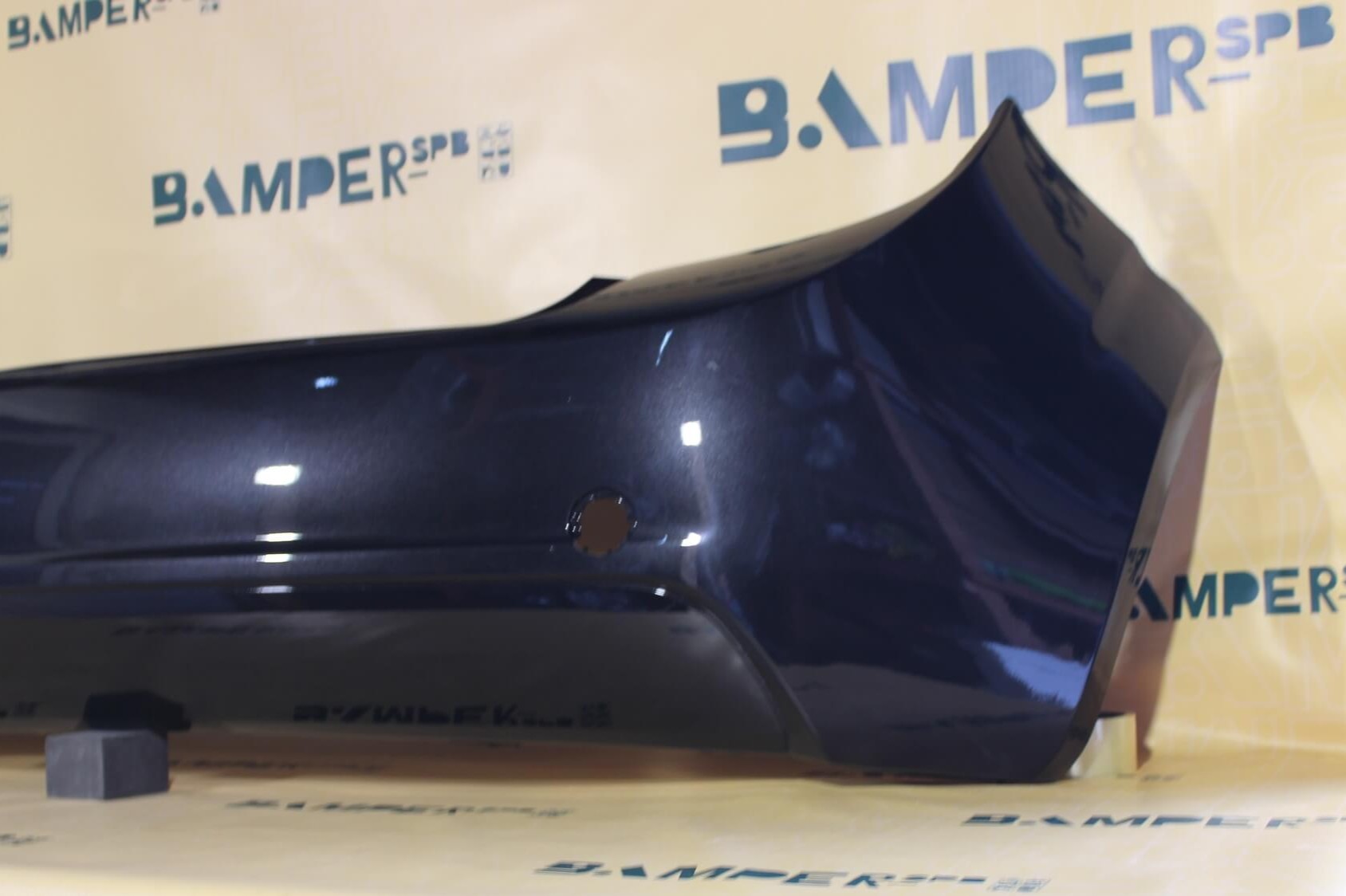 Бампер задний Chevrolet Aveo Т300 2011-2015 хетчбэк GAR, 22C Carbon Flash Черный