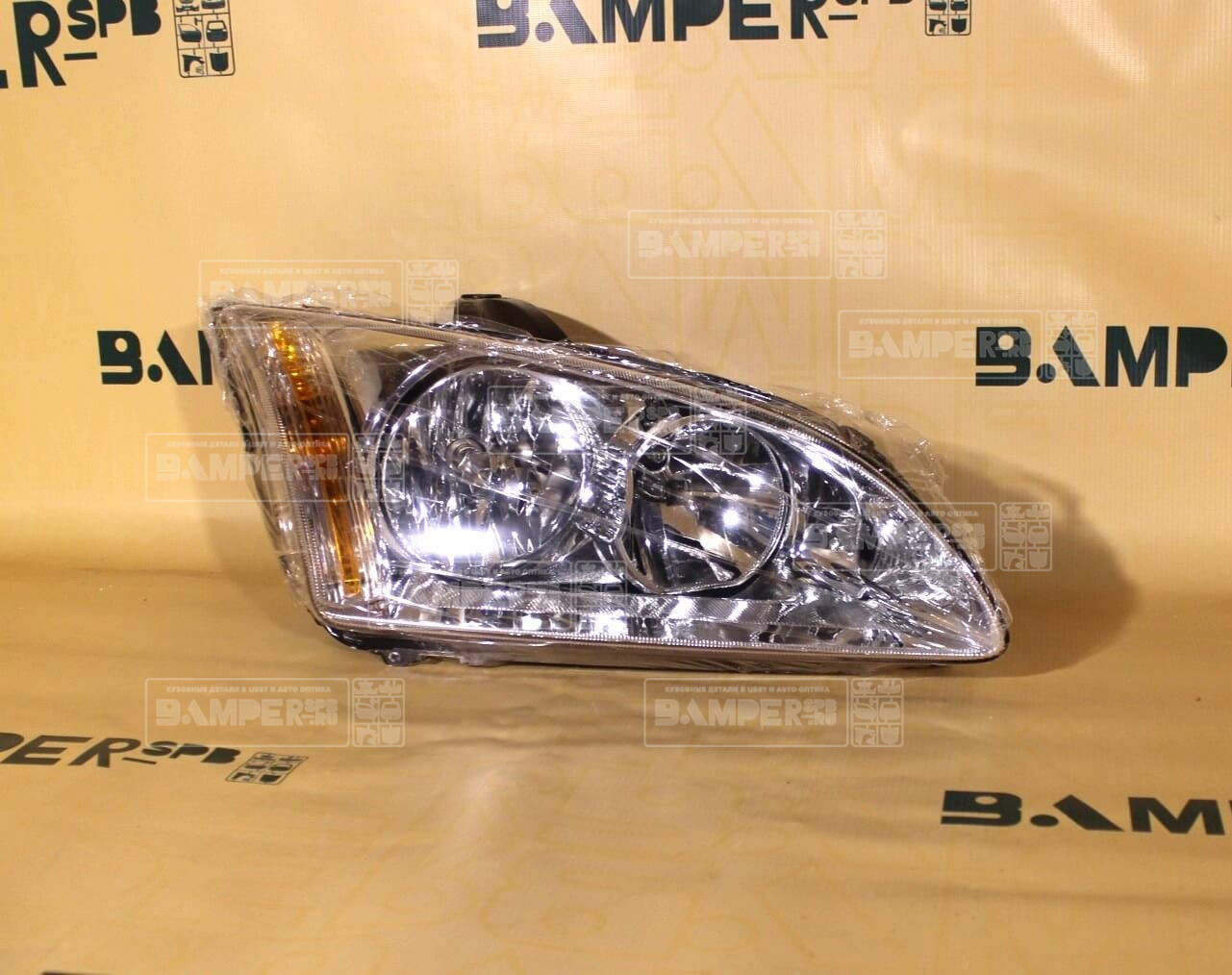 Фара правая Ford Focus 2 2005-2008, галоген, светлая Э.