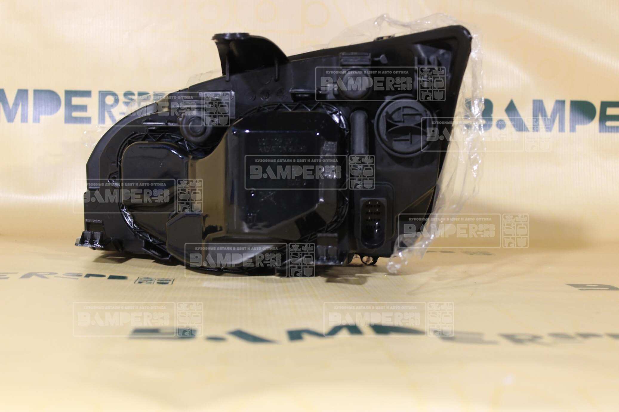 Фара правая Ford Focus 2 2005-2008, галоген, светлая Э.