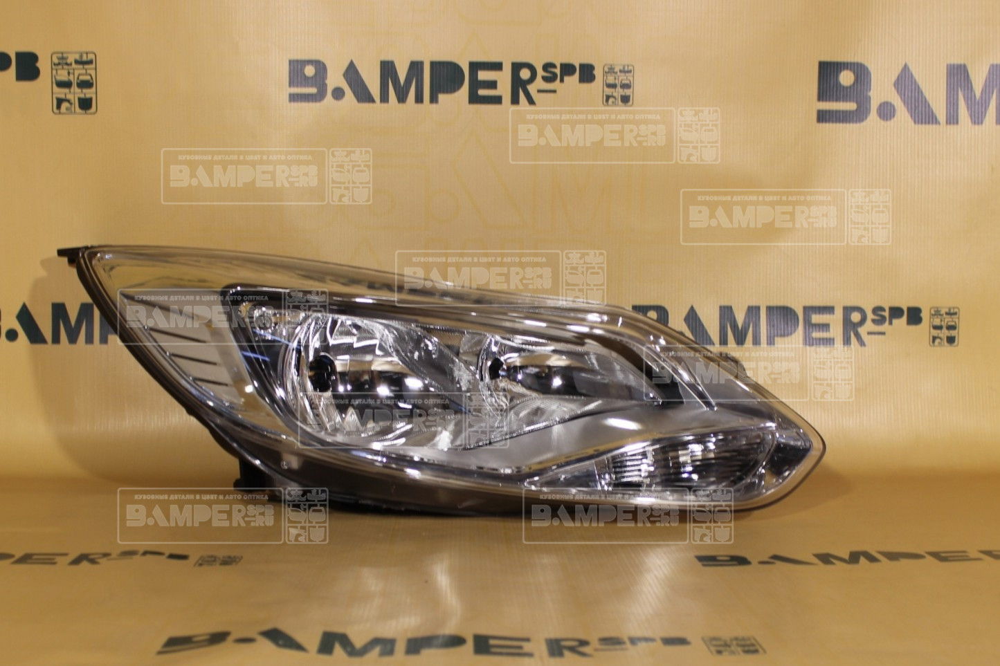 Фара Ford Focus 3 2011-2015 правая галоген светлая Э.
