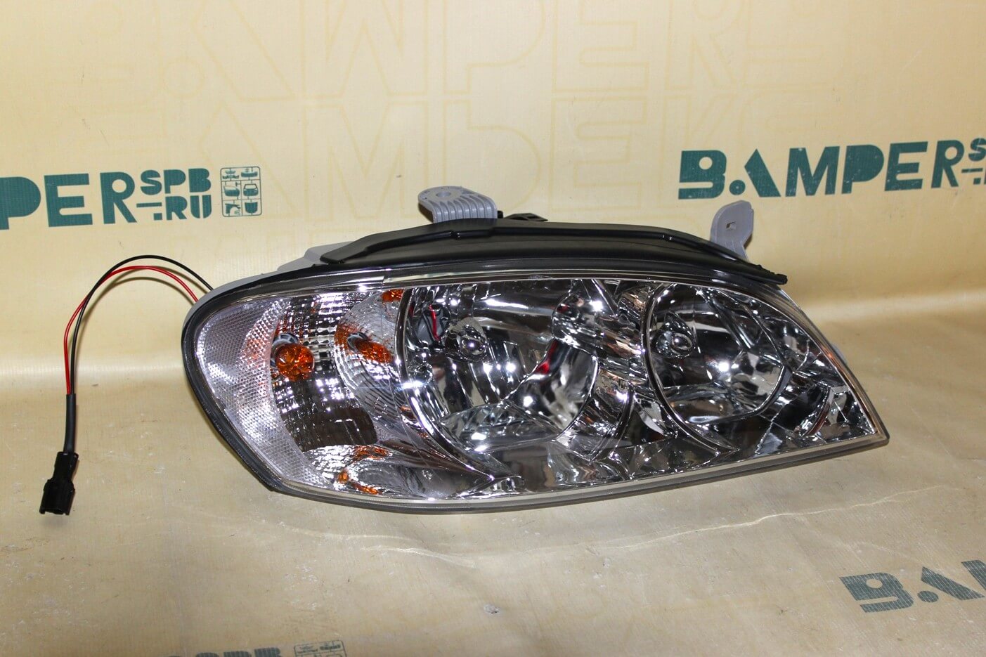 Фара правая Kia Spectra 1 2004-2011 с эл.кор. Э.
