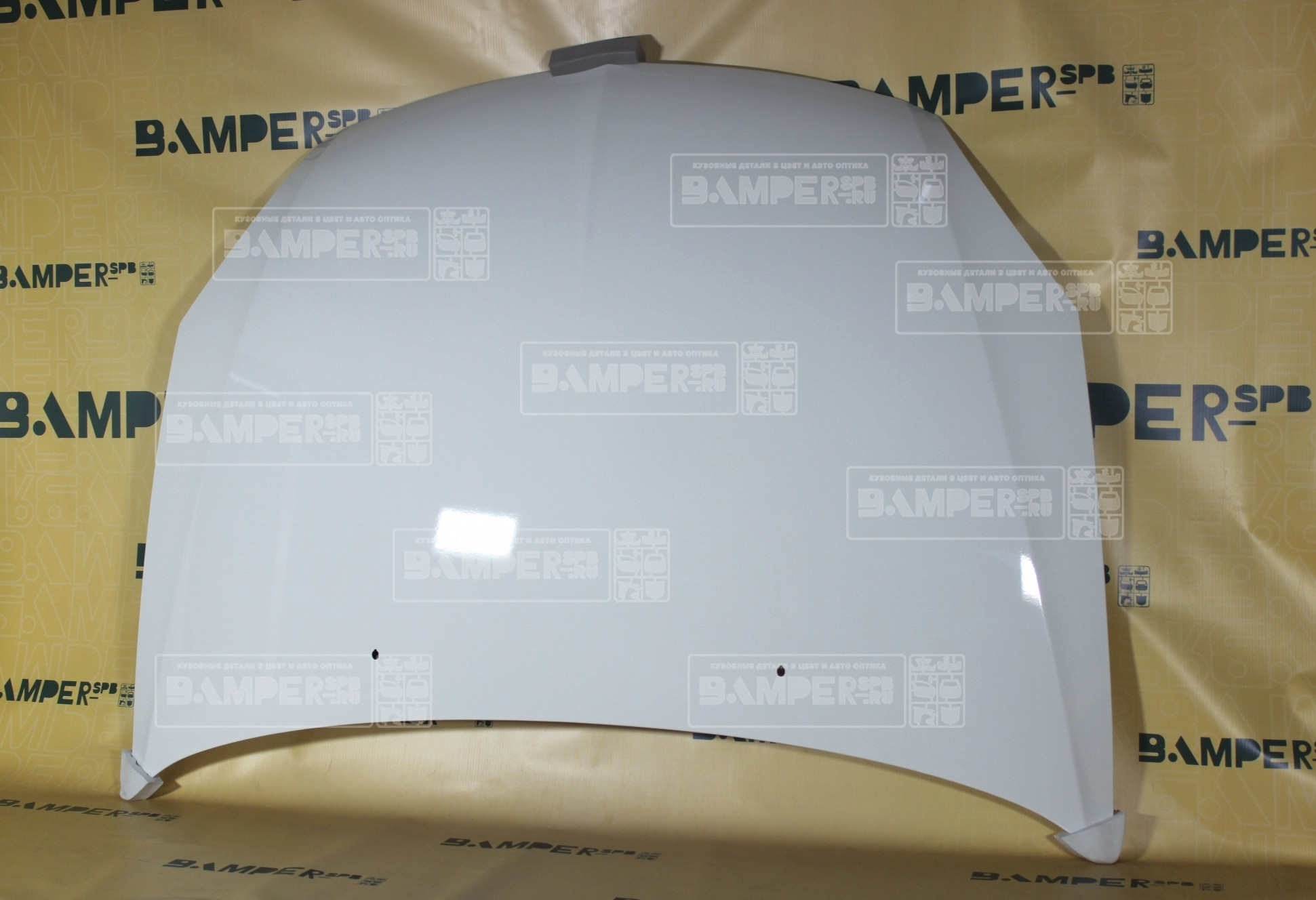 Капот Mitsubishi Lancer 2000-2007 W37, 3E Frost White Белый
