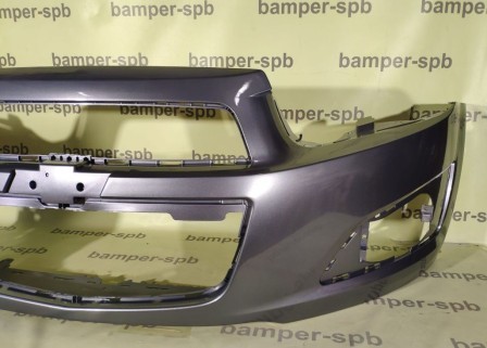 Бампер передний Chevrolet Aveo T300 2011-2015 04U, GQW, CHE04U Urban Grey Серый