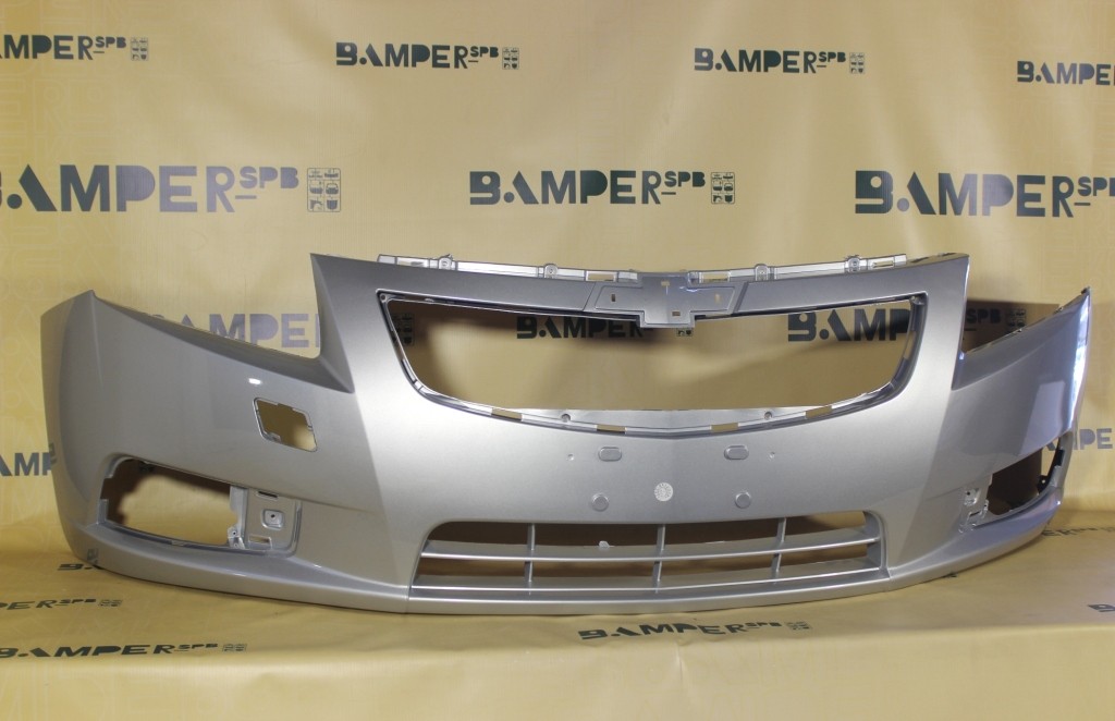 Бампер передний Chevrolet Cruze 2009-2013 GAN, 176 Switchblade Silver Серебристый