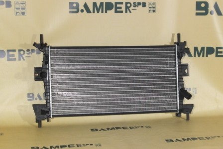 Радиатор ДВС Ford Focus 3 2011-2019 1,6 л бензин, 2,0 л бензин Э.