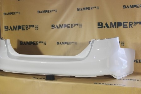 Бампер задний Ford Focus 3 2011-2015 седан 7VTA Frozen White Белый
