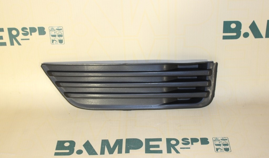 Заглушка противотуманной фары Ford Focus 2 2004-2008 левая  Э.