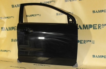 Дверь передняя правая Kia Rio 3 QB 2011-2017 MZH Phantom Black Черный