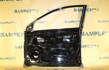 Дверь передняя правая Kia Rio 3 QB 2011-2017 MZH Phantom Black Черный
