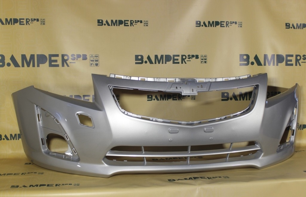 Бампер передний Chevrolet Cruze рестайлинг 2013-2016 GAN, 176 Switchblade Silver Серебристый