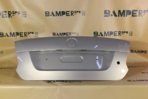 Крышка багажника Volkswagen Polo 5 2010-2020 SDN с отв. под ключ 7B, LR7L Silver Leaf Серебристо-желтый