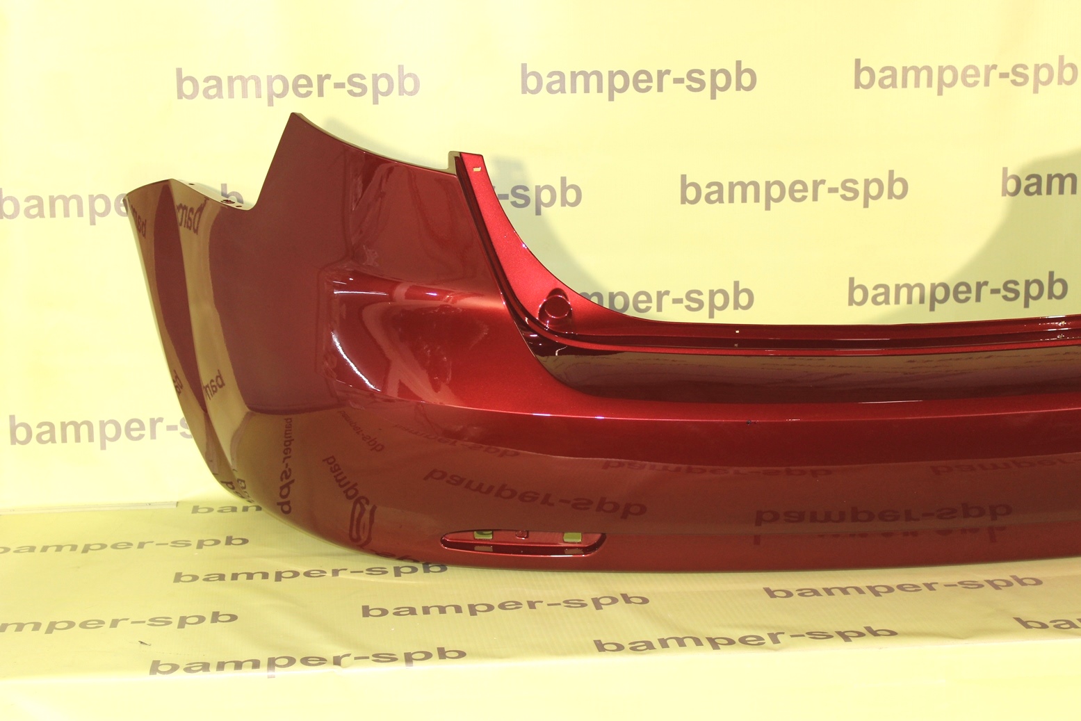 Бампер задний Chevrolet Lacetti 2004-2013 хетчбэк 70U, RGA, Red Rock Красный