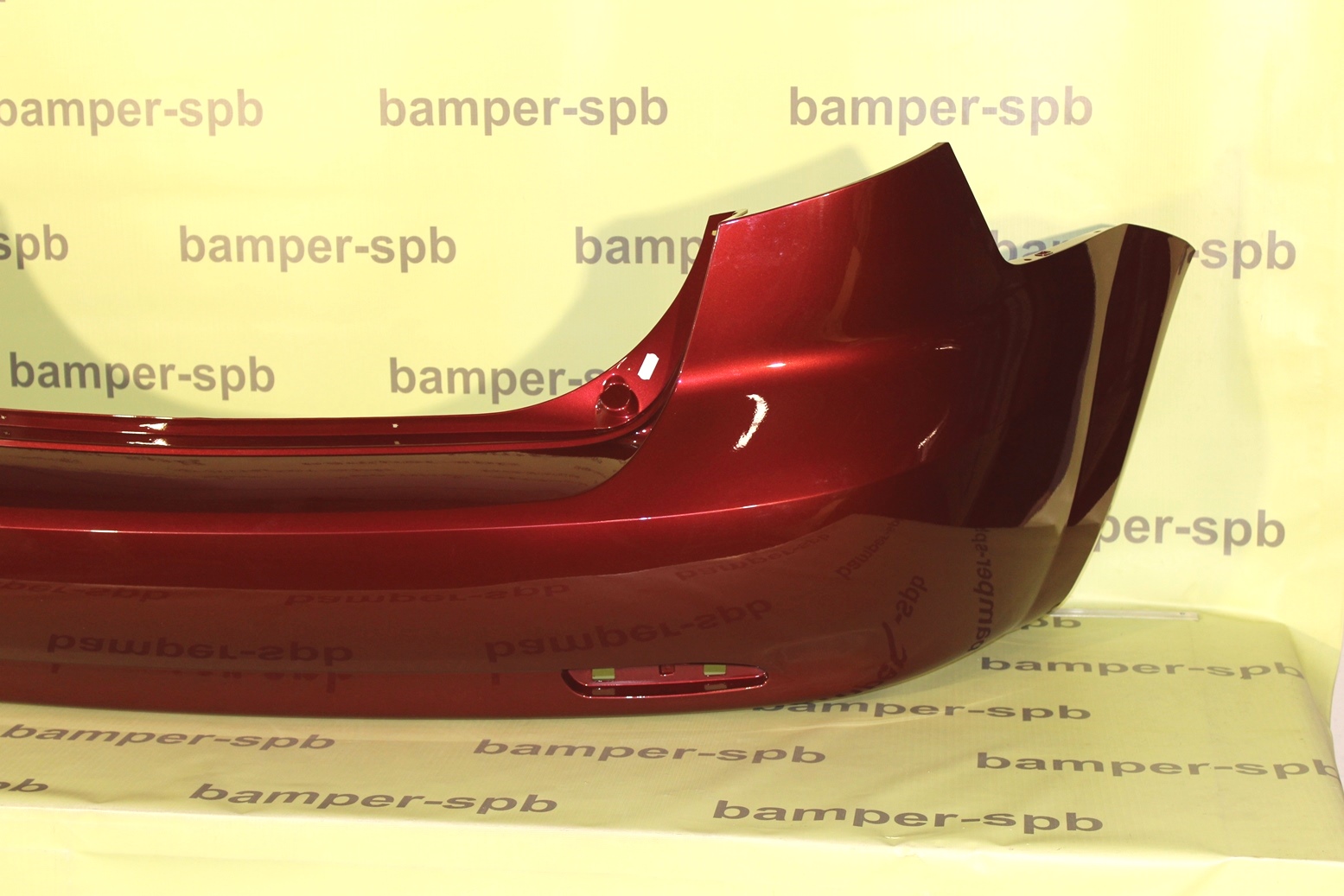 Бампер задний Chevrolet Lacetti 2004-2013 хетчбэк 70U, RGA, Red Rock Красный